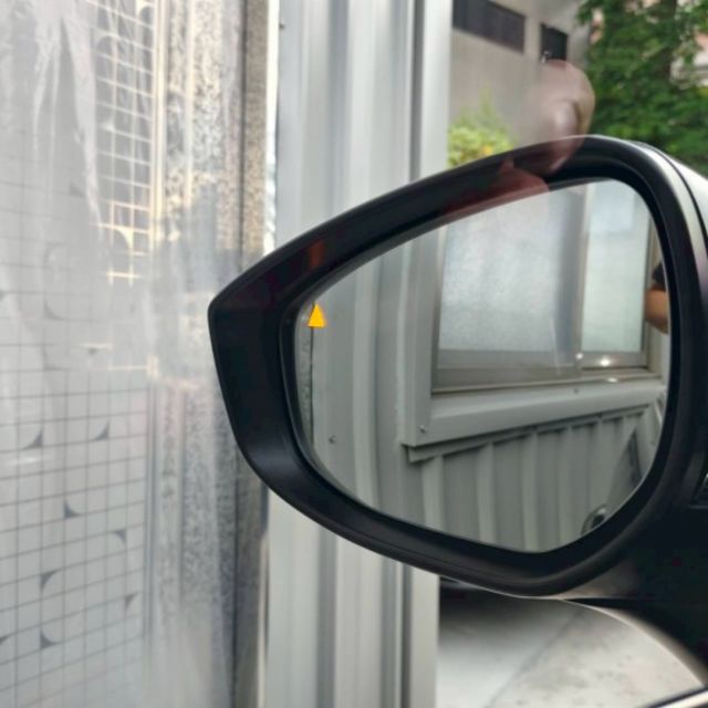 原版件 旗艦版 BOSE音響 360度環景 抬頭顯示器 ACC跟車 盲點偵測 車道偏移 I-key摸門 恆溫空調  第14張相片