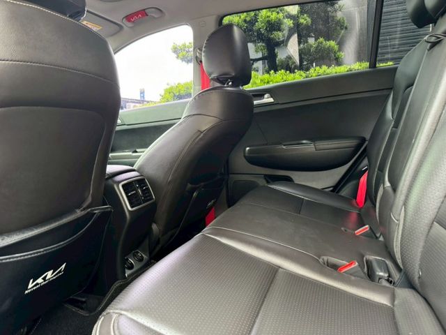 SPORTAGE  第15張相片