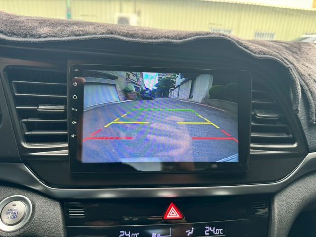 ELANTRA  第9張相片