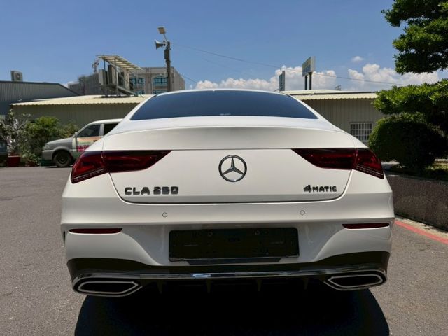 CLA250 AMG 無事故 無待修 原版件   ACC跟車 4MATIC 雙電動椅加熱 免鑰匙套件 盲點偵測  第4張相片
