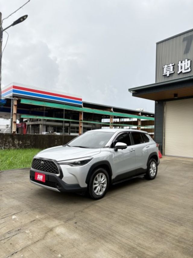 尊爵 保固中 一手車 無事故 無待修  液晶儀表 LED頭燈 ACC跟車 360環景  I-key 盲點  第1張相片