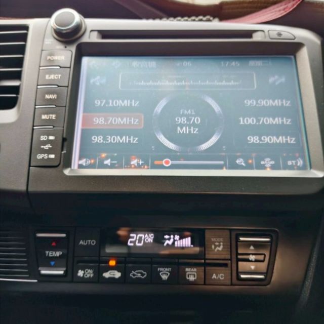 CIVIC  第9張相片