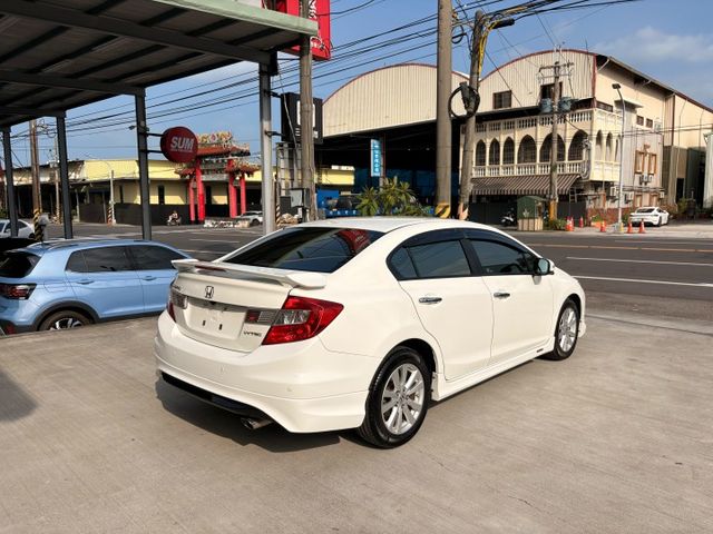 CIVIC  第6張相片