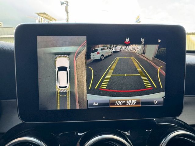 一手車 認證車 實跑12萬公里 里程保證  360環景 I-key摸門 電尾門 電動椅 盲點偵測 天窗  第9張相片