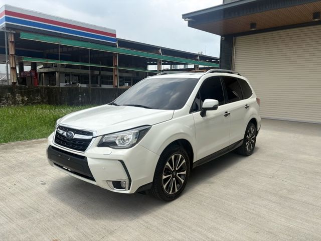XT-P  無事故 已認證 4WD 盲點 電尾門 天窗 免鑰匙 電動椅 LED頭燈  第1張相片