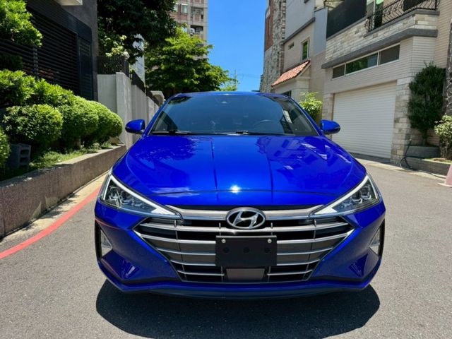 旗艦版  一手車 原版件 無待修  I-key摸門 ACC跟車 盲點偵測 車道偏移 LED頭燈  第2張相片