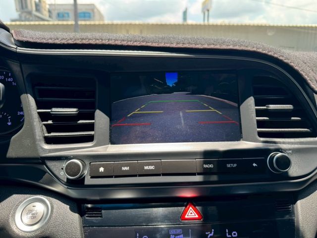 旗艦版  一手車 原版件 無待修  I-key摸門 ACC跟車 盲點偵測 車道偏移 LED頭燈  第11張相片