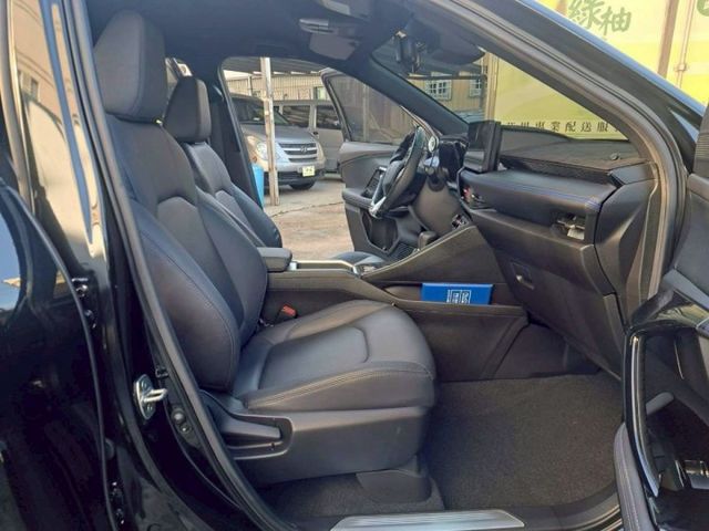 YARIS CROSS  第8張相片
