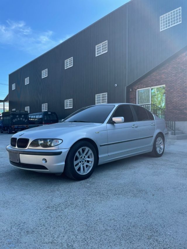 BMW寶馬 318IZA  第7張相片