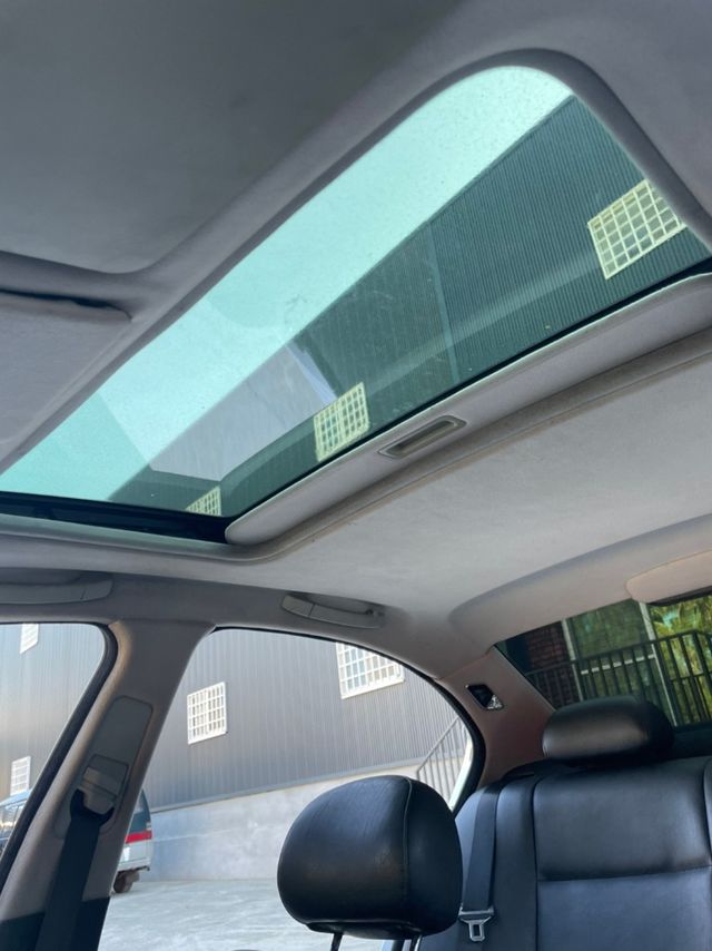 BMW寶馬 318IZA  第16張相片