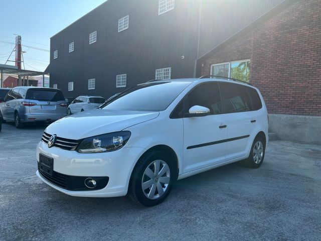 VOLKSWAGEN福斯 TOURAN  第1張相片