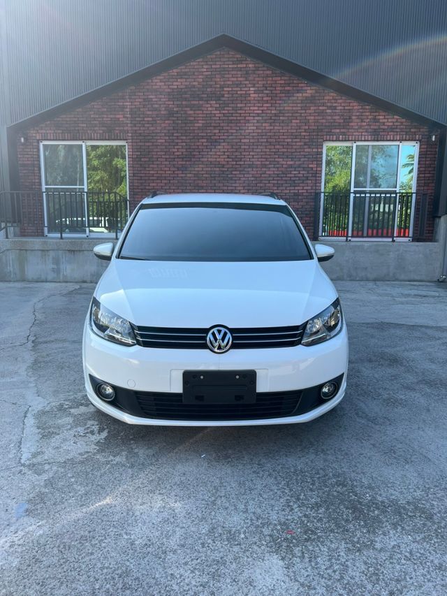VOLKSWAGEN福斯 TOURAN  第3張相片