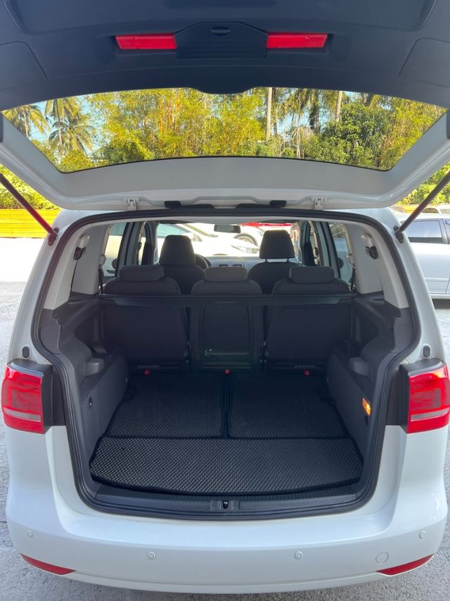 VOLKSWAGEN福斯 TOURAN  第8張相片