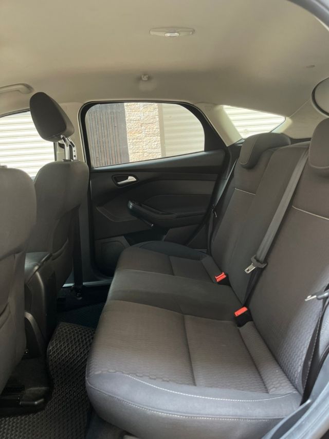 FORD福特 FOCUS  第13張相片