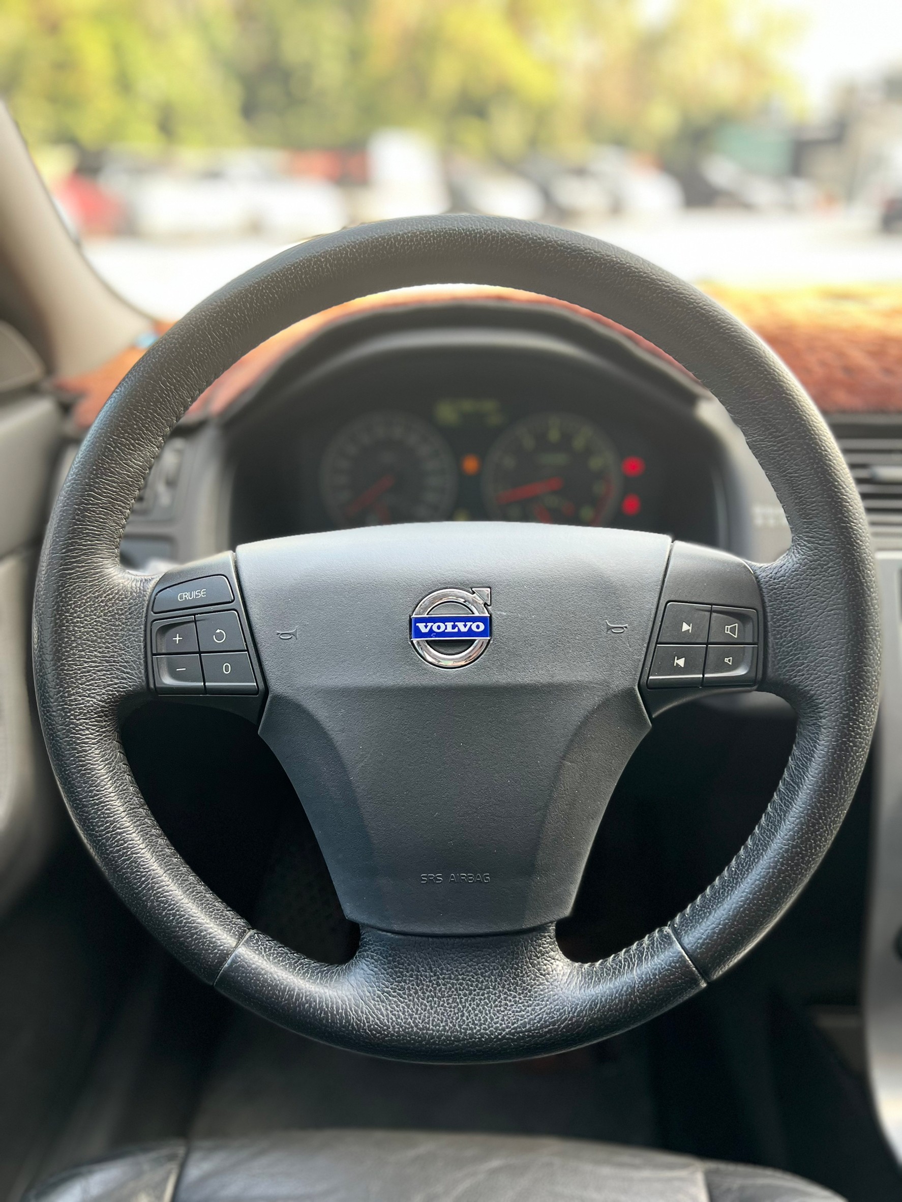 2005年VOLVO V50可車換車〃零元購車〃免頭期款〃可全額貸款〃超貸拿現金  第15張相片