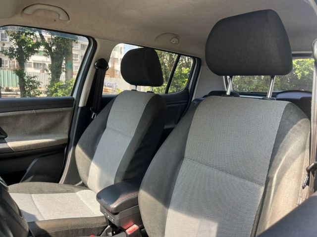 SKODA司科達 FABIA  第9張相片