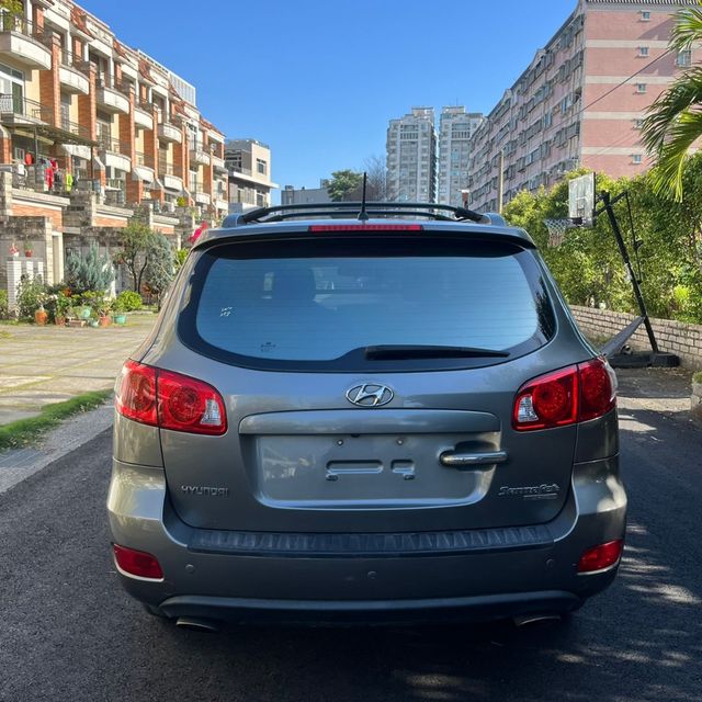 HYUNDAI現代 SANTA FE  第4張相片