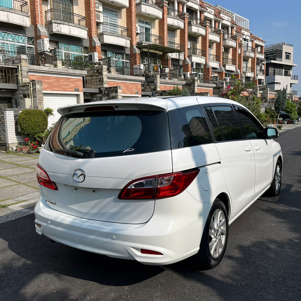 2016年MAZDA MAZDA5 可車換車〃零元購車〃免頭期款〃可全額貸款〃超貸拿現金  第6張相片