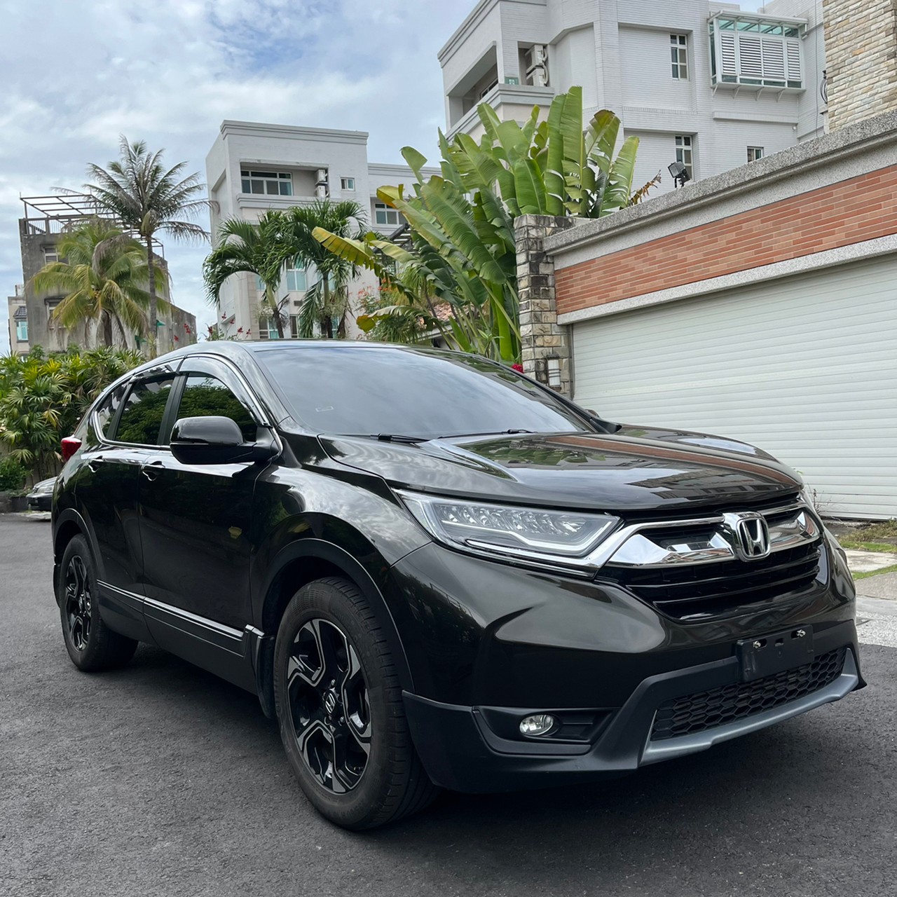 2017年HONDA CRV可車換車〃零元購車〃免頭期款〃可全額貸款〃超貸拿現金  第2張相片