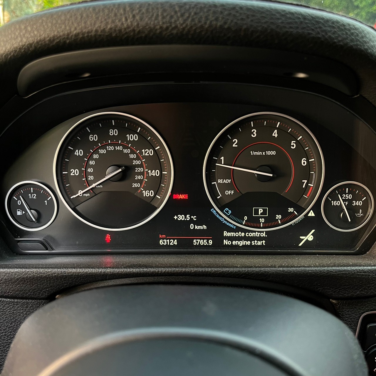 2015年BMW 328I可車換車〃零元購車〃免頭期款〃可全額貸款〃超貸拿現金  第15張相片