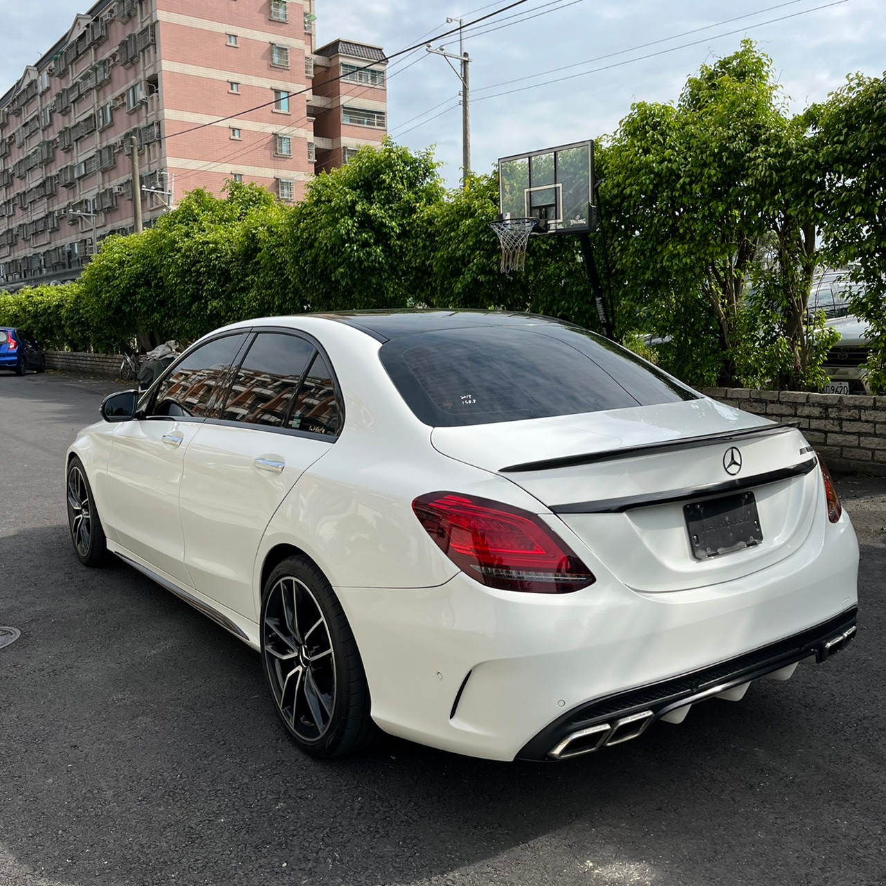 2019年MERCEDES BENZ C200可車換車〃零元購車〃免頭期款〃可全額貸款〃超貸拿現金  第4張相片