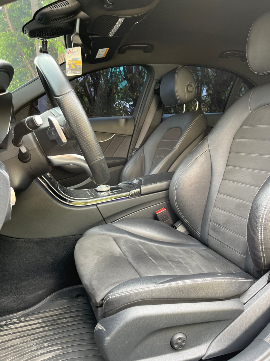 2019年MERCEDES BENZ C200可車換車〃零元購車〃免頭期款〃可全額貸款〃超貸拿現金  第12張相片
