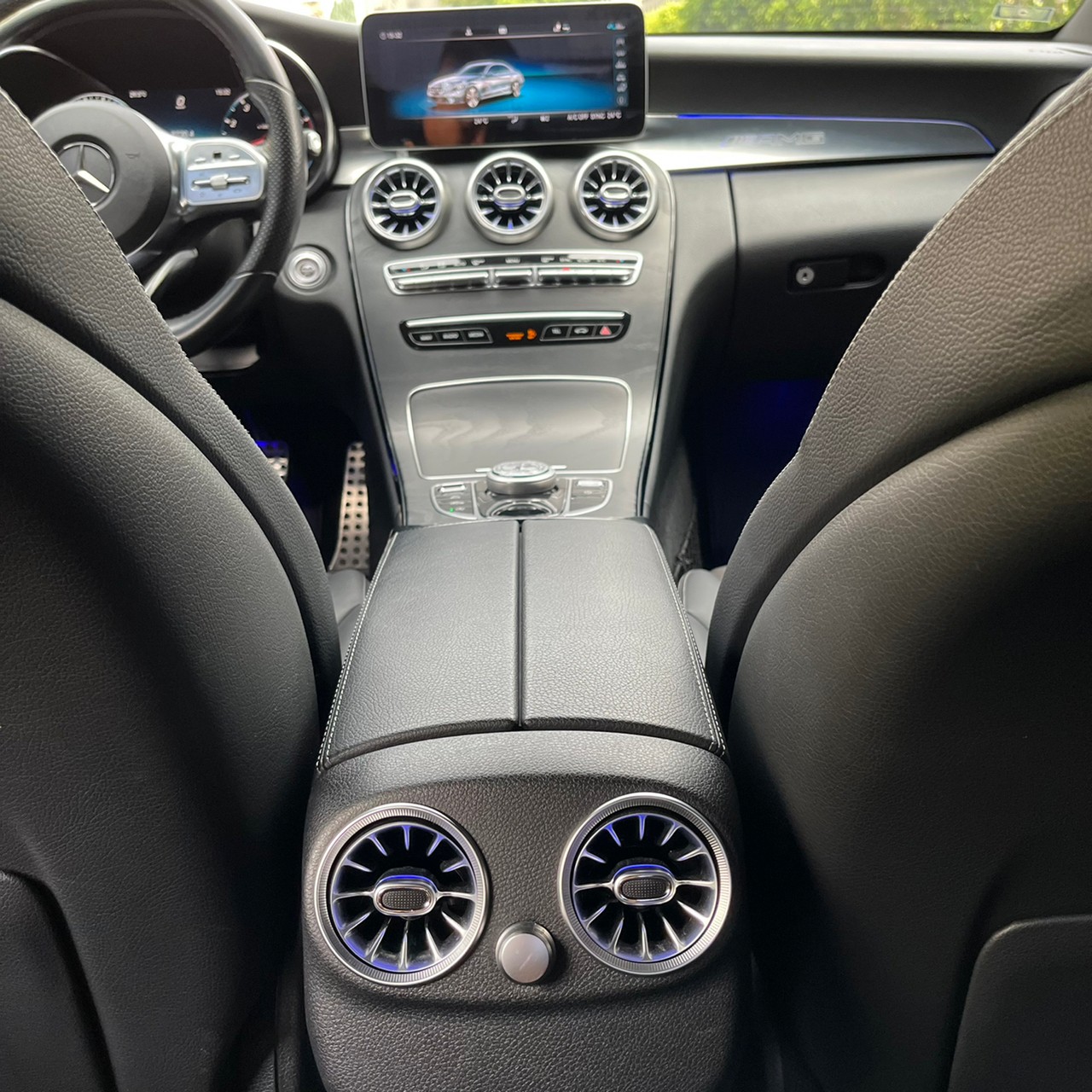 2019年MERCEDES BENZ C200可車換車〃零元購車〃免頭期款〃可全額貸款〃超貸拿現金  第17張相片