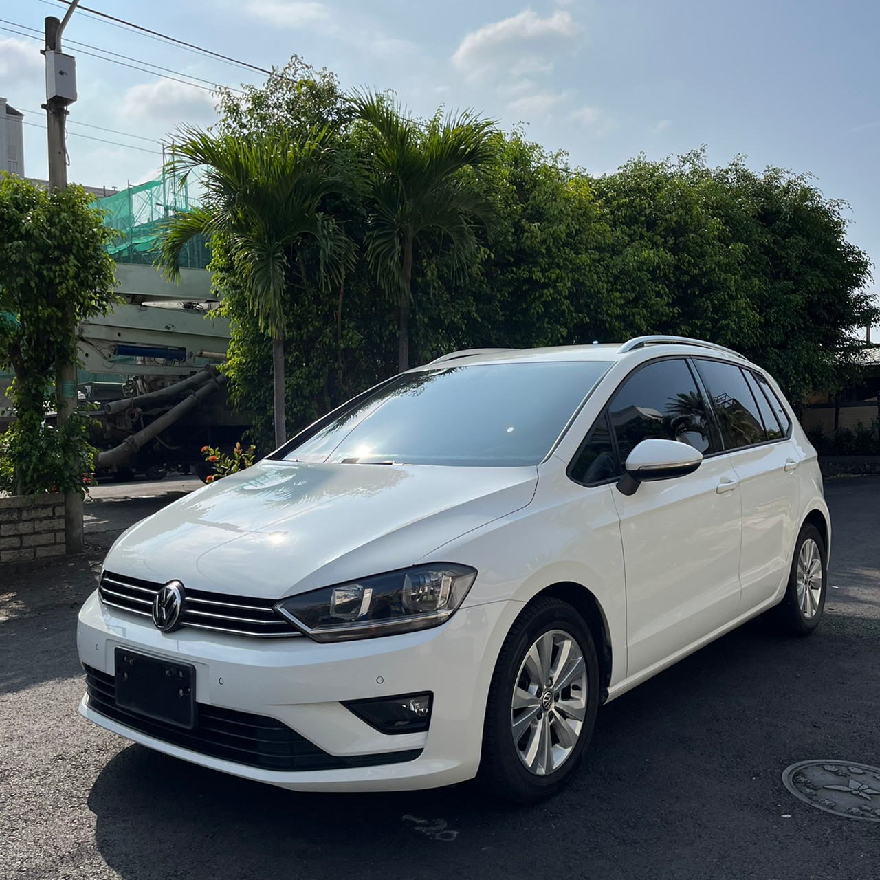 2016年VOLKSWAGEN SPORTSVAN可車換車〃零元購車〃免頭期款〃可全額貸款〃超貸拿現金  第1張相片