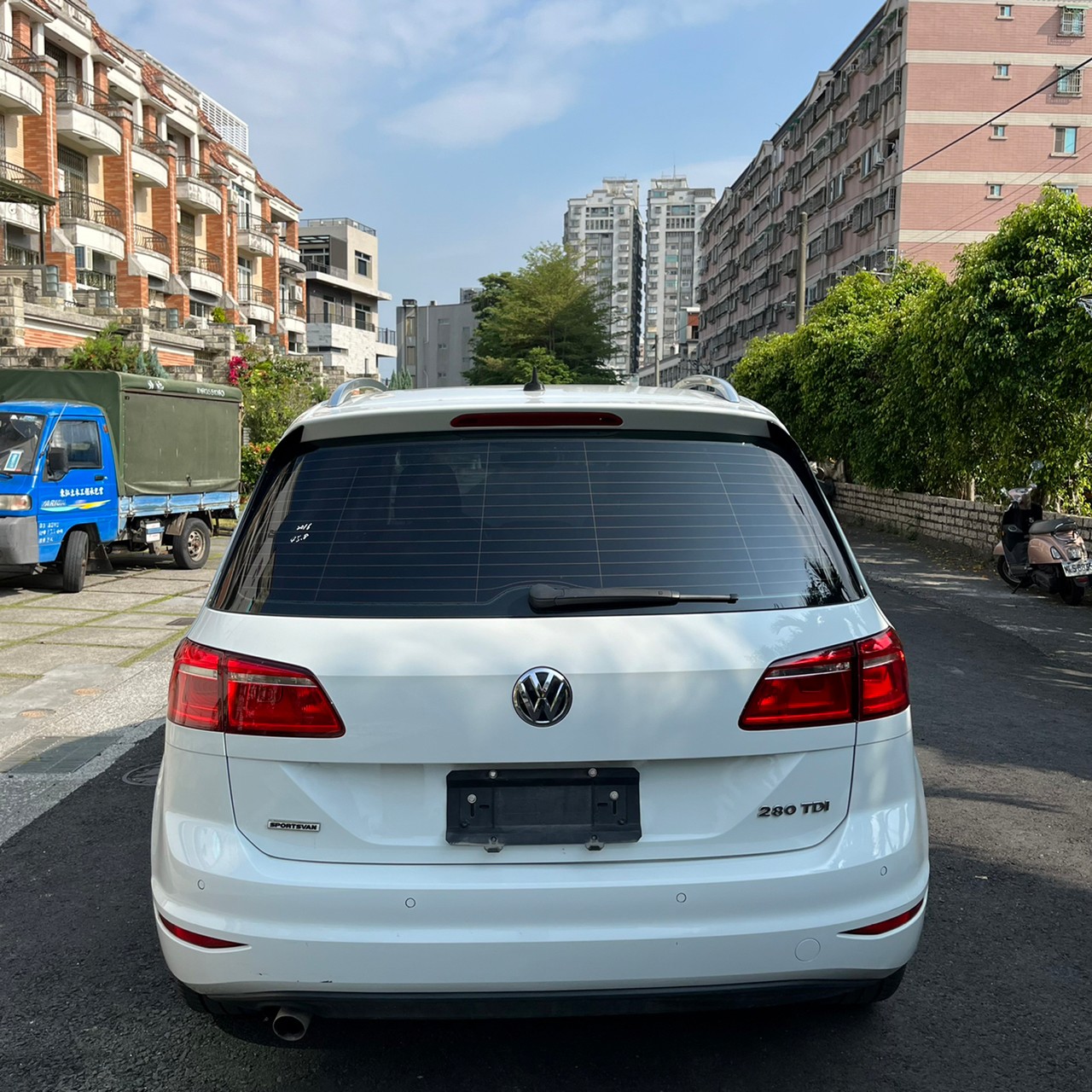 2016年VOLKSWAGEN SPORTSVAN可車換車〃零元購車〃免頭期款〃可全額貸款〃超貸拿現金  第7張相片