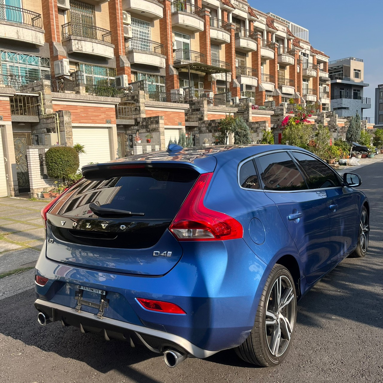 2017年VOLVO V40可車換車〃零元購車〃免頭期款〃可全額貸款〃超貸拿現金  第5張相片