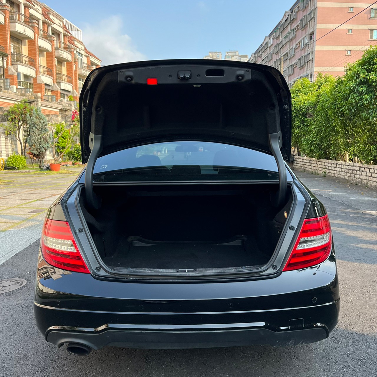 2012年MERCEDES BENZ C250  可車換車〃零元購車〃免頭期款〃可全額貸款〃超貸拿現金      第7張相片