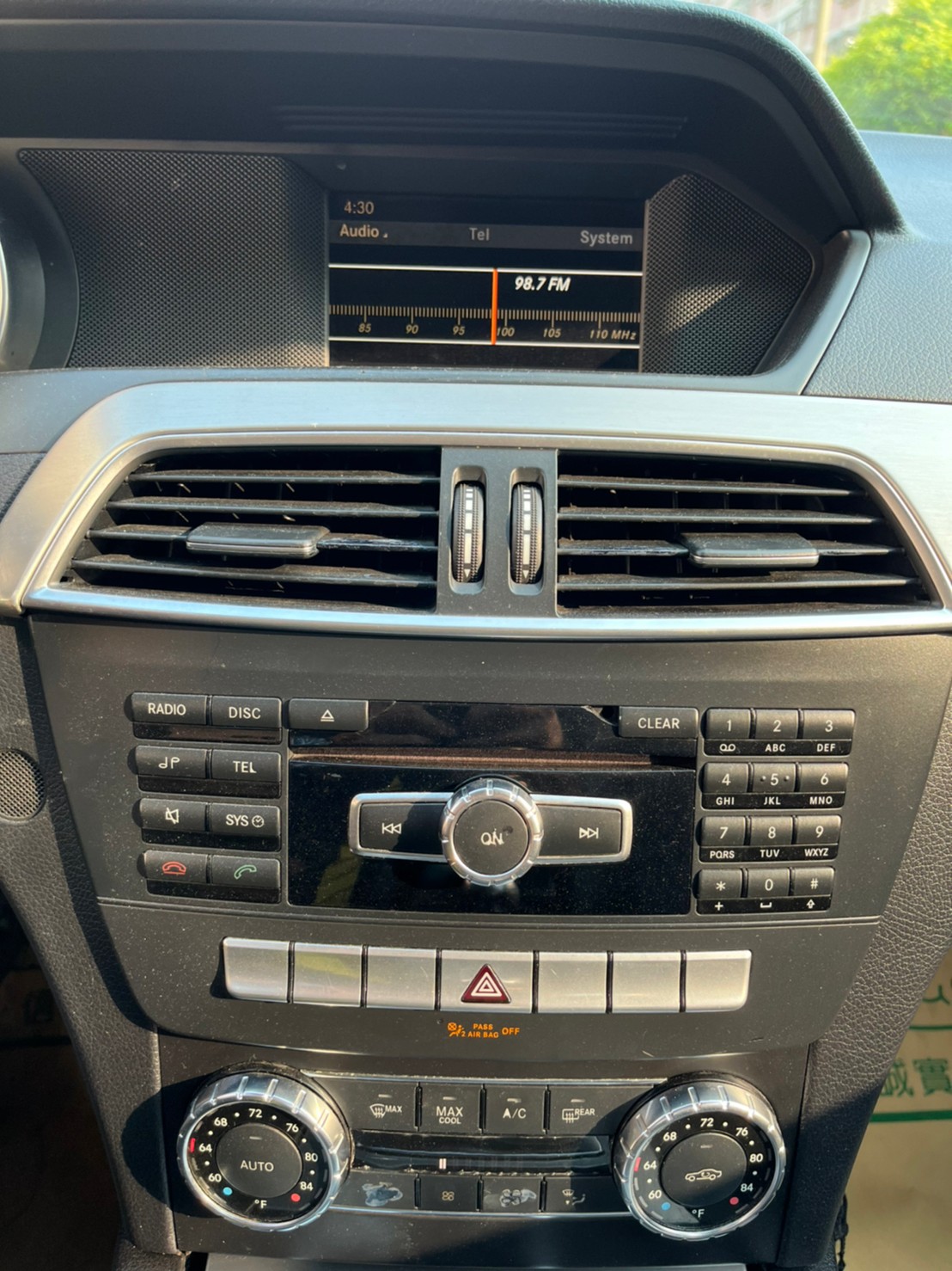 2012年MERCEDES BENZ C250  可車換車〃零元購車〃免頭期款〃可全額貸款〃超貸拿現金      第8張相片
