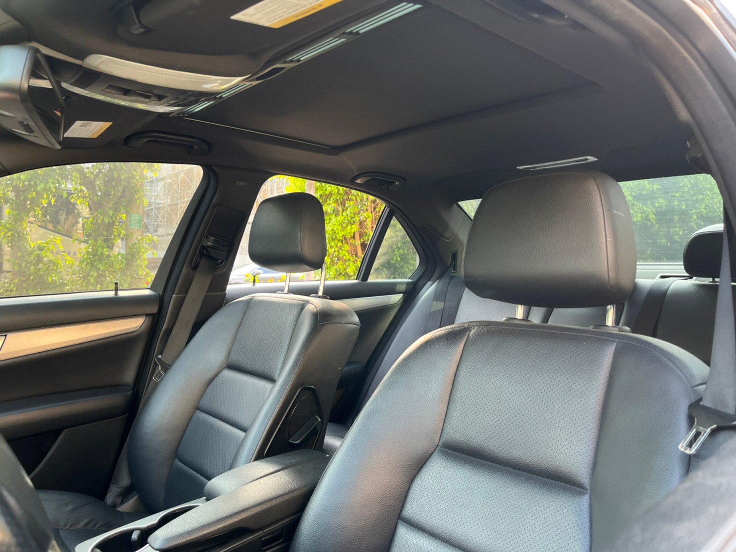2012年MERCEDES BENZ C250  可車換車〃零元購車〃免頭期款〃可全額貸款〃超貸拿現金      第12張相片