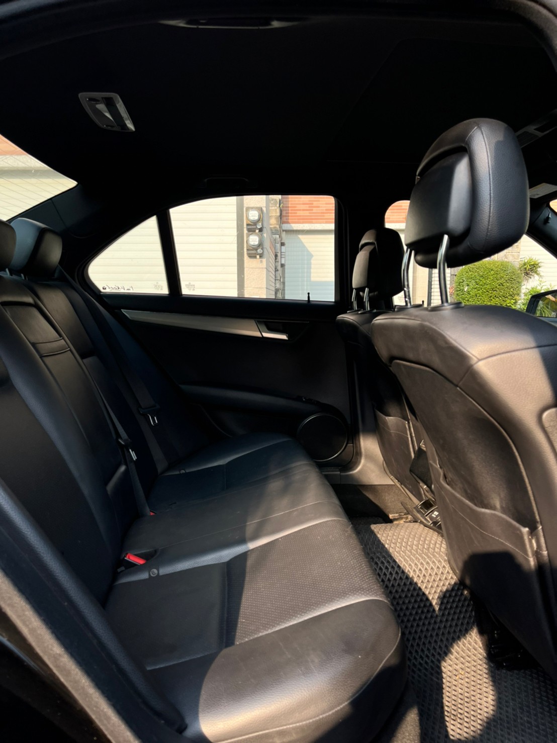 2012年MERCEDES BENZ C250  可車換車〃零元購車〃免頭期款〃可全額貸款〃超貸拿現金      第16張相片