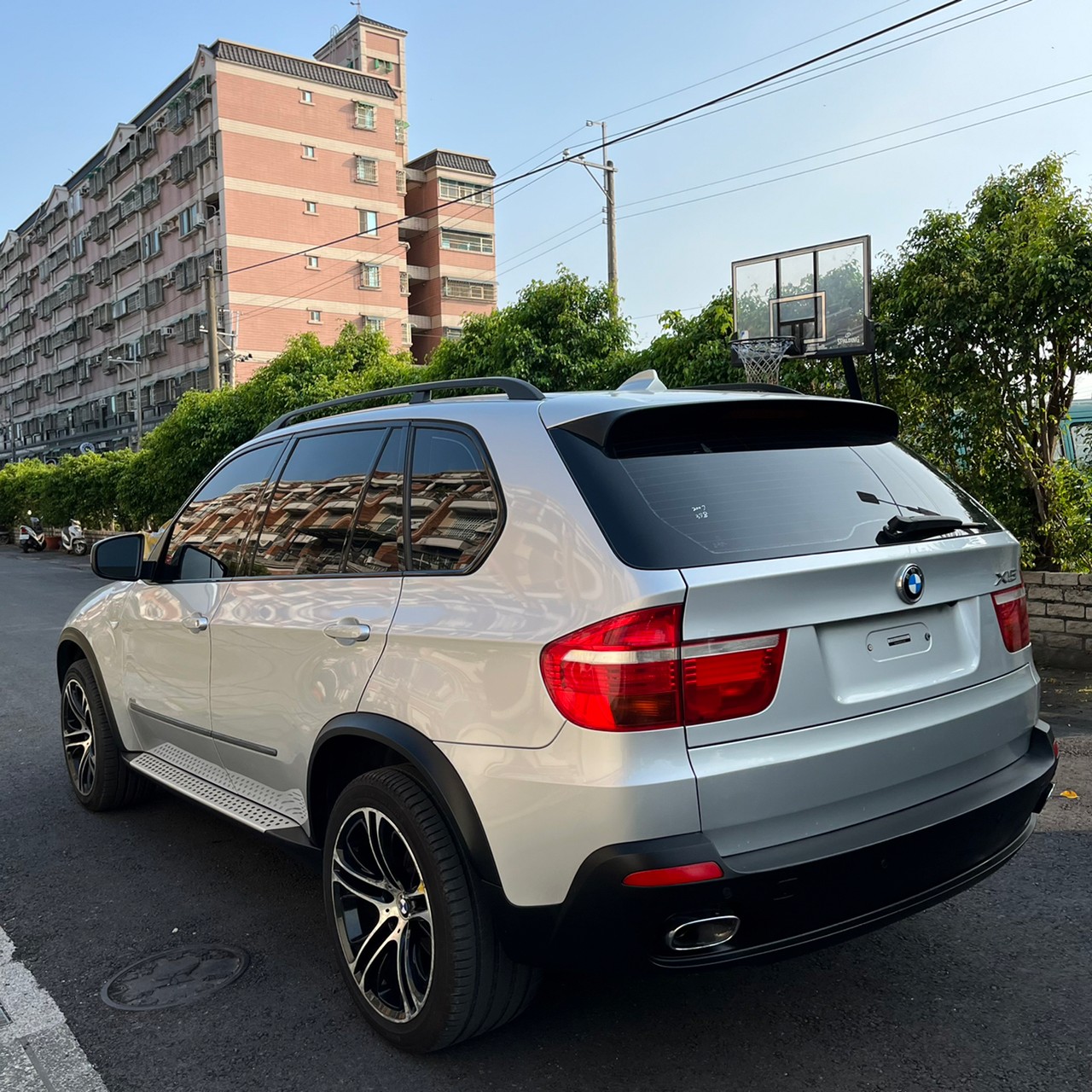 2007年BMW X5 可車換車〃零元購車〃免頭期款〃可全額貸款〃超貸拿現金  第4張相片
