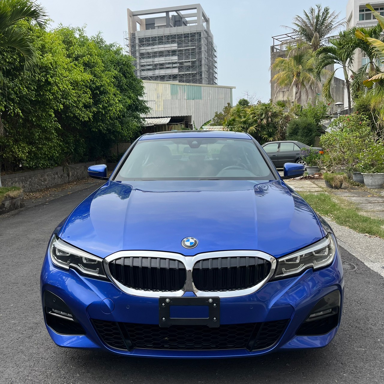 2019年BMW 330I可車換車〃零元購車〃免頭期款〃可全額貸款〃超貸拿現金  第2張相片