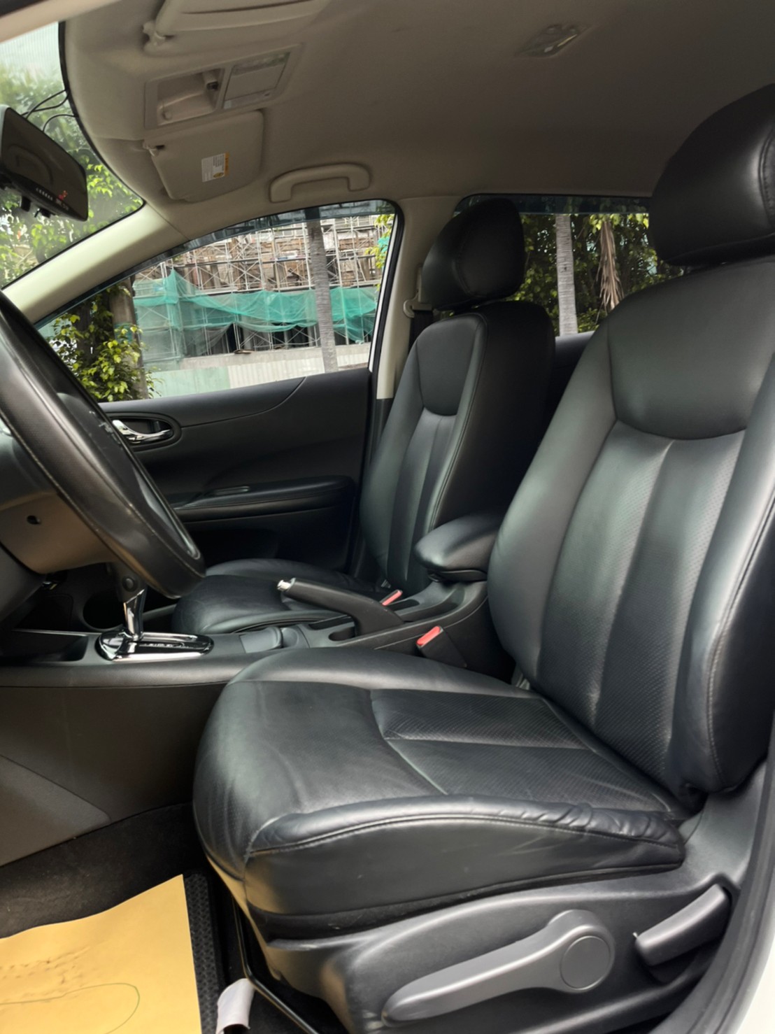 2013年NISSAN TIIDA可車換車〃零元購車〃免頭期款〃可全額貸款〃超貸拿現金  第10張相片