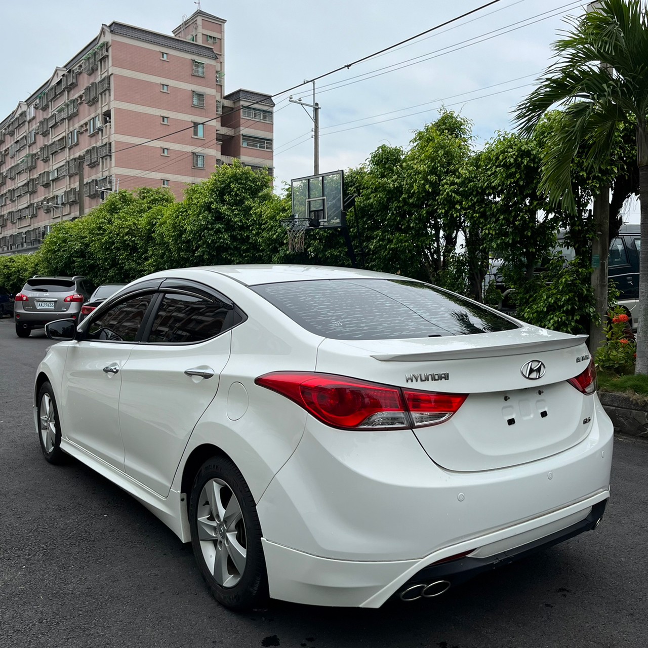 2013年HYUNDAI ELANTRA可車換車〃零元購車〃免頭期款〃可全額貸款〃超貸拿現金  第4張相片