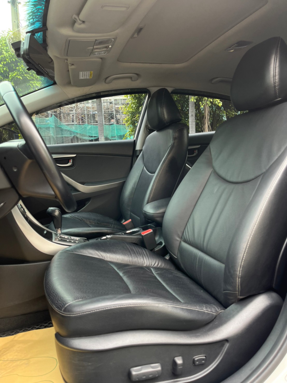 2013年HYUNDAI ELANTRA可車換車〃零元購車〃免頭期款〃可全額貸款〃超貸拿現金  第20張相片