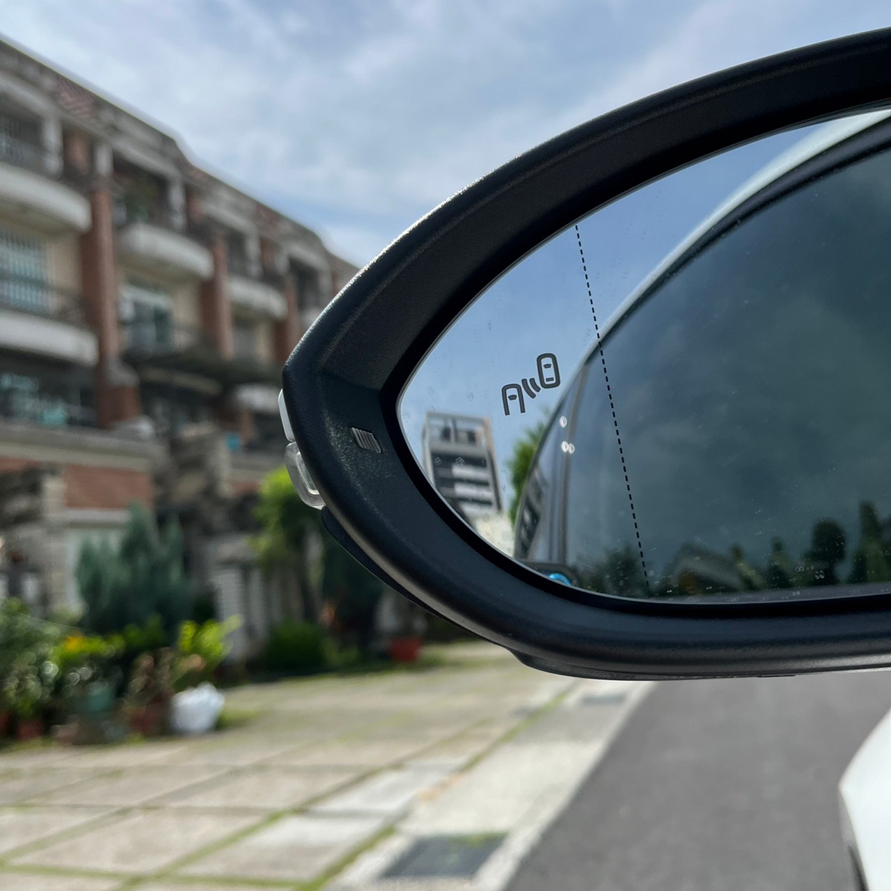 2018年VOLKSWAGEN GOLF可車換車〃零元購車〃免頭期款〃可全額貸款〃超貸拿現金  第8張相片