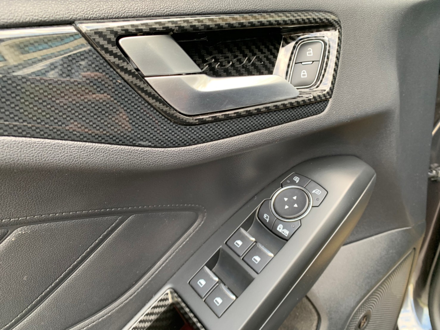 2019年FORD FOCUS可車換車〃零元購車〃免頭期款〃可全額貸款〃超貸拿現金  第7張相片
