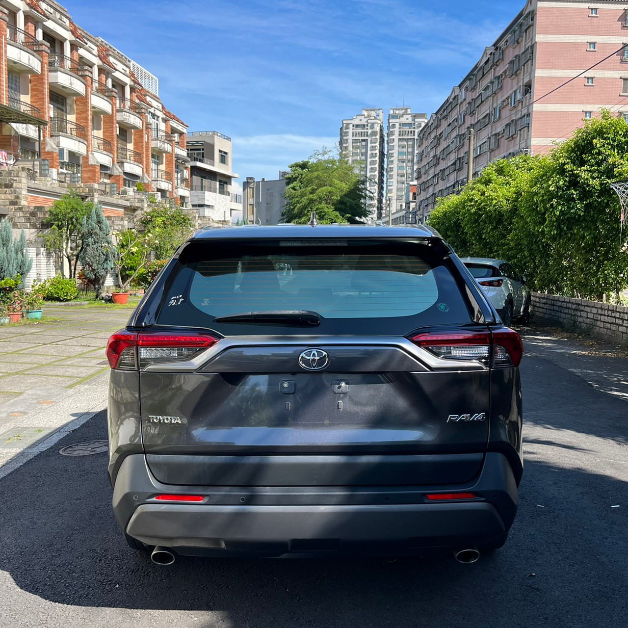 2020年TOYOTA RAV4可車換車〃零元購車〃免頭期款〃可全額貸款〃超貸拿現金  第4張相片