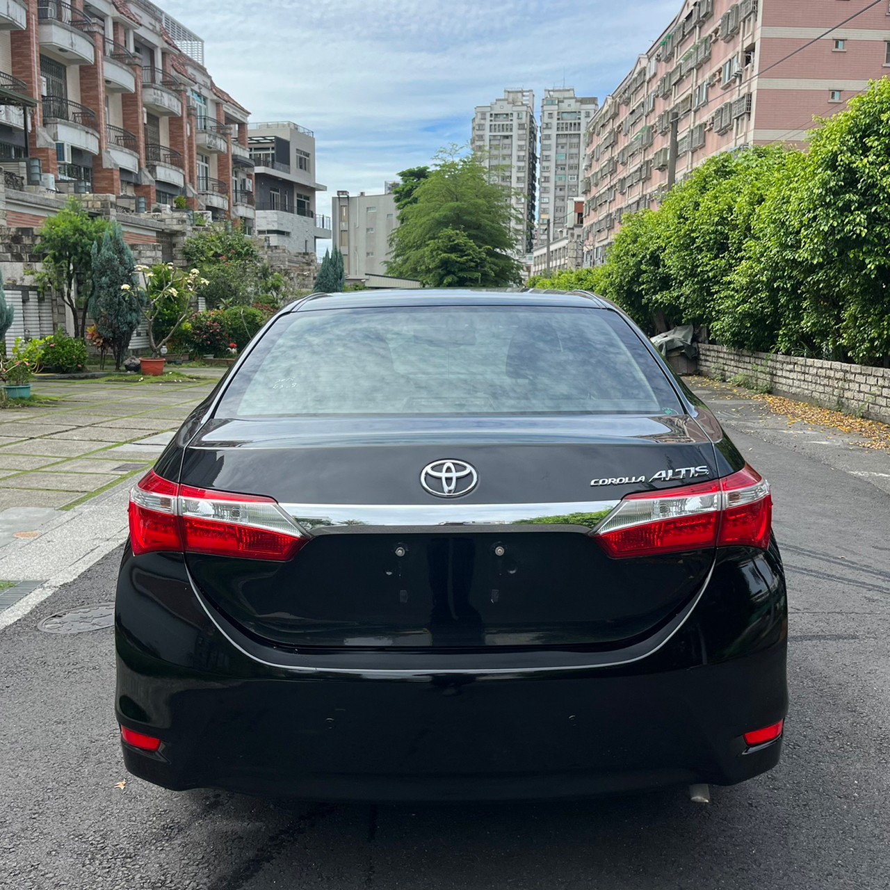 2015年TOYOTA ALTIS可車換車〃零元購車〃免頭期款〃可全額貸款〃超貸拿現金  第5張相片