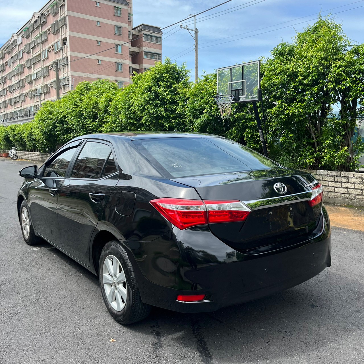 2015年TOYOTA ALTIS可車換車〃零元購車〃免頭期款〃可全額貸款〃超貸拿現金  第6張相片