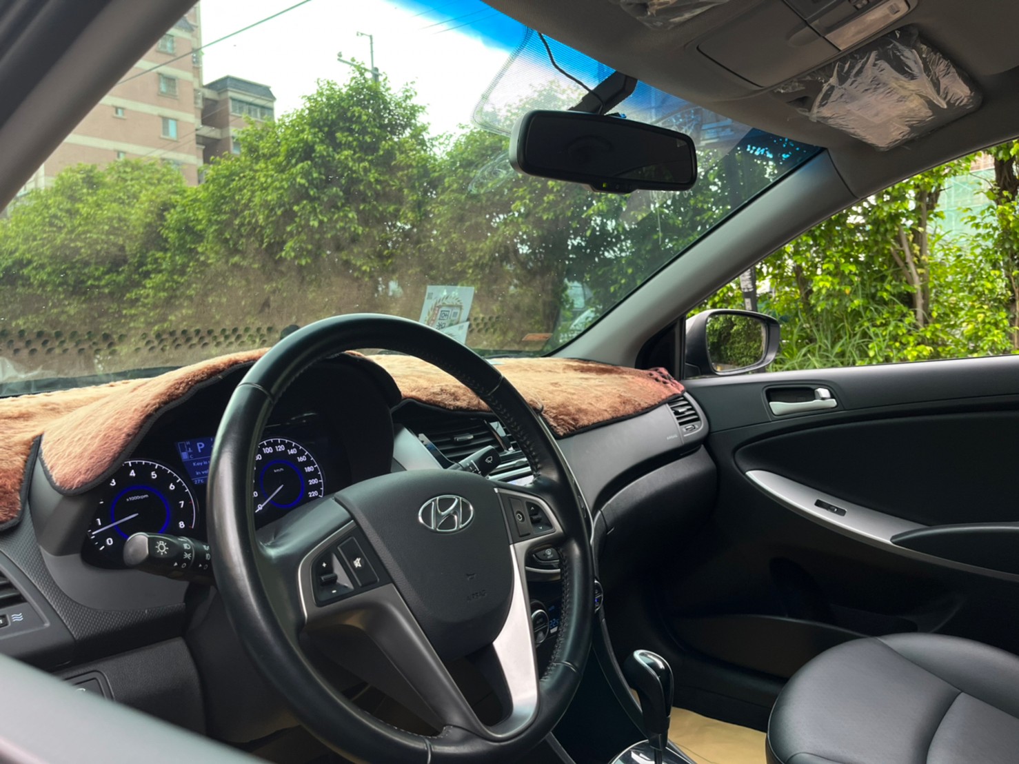 2017年HYUNDAI VERNA可車換車〃零元購車〃免頭期款〃可全額貸款〃超貸拿現金  第12張相片