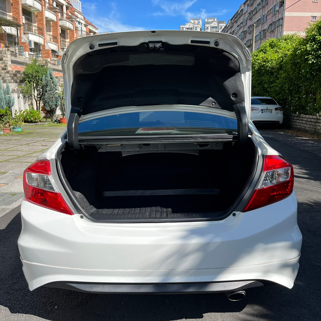 2014年HONDA CIVIC可車換車〃零元購車〃免頭期款〃可全額貸款〃超貸拿現金  第7張相片