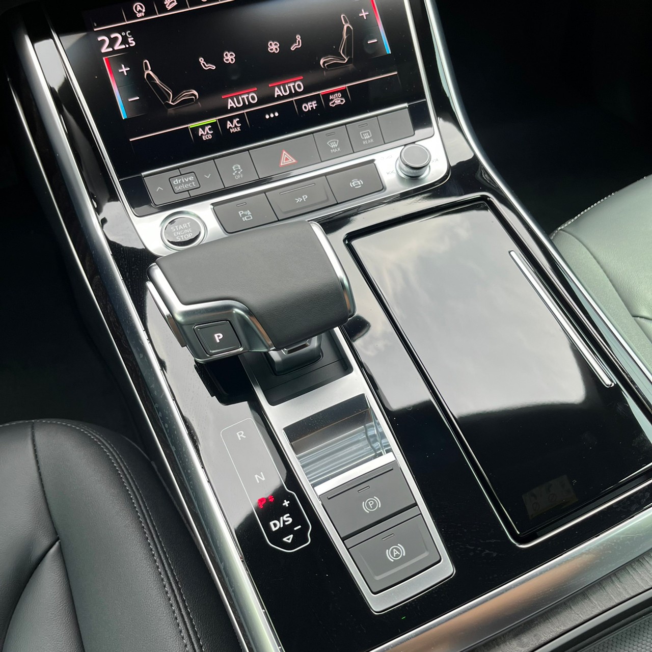 2021年AUDI Q8可車換車〃零元購車〃免頭期款〃可全額貸款〃超貸拿現  第15張相片