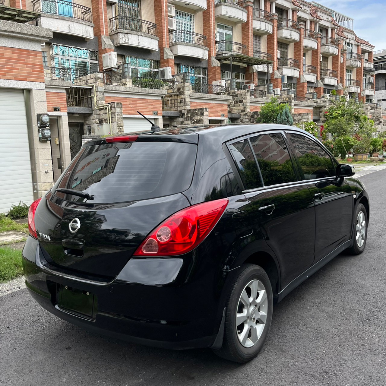 2010年NISSAN TIIDA可車換車〃零元購車〃免頭期款〃可全額貸款〃超貸拿現金  第5張相片