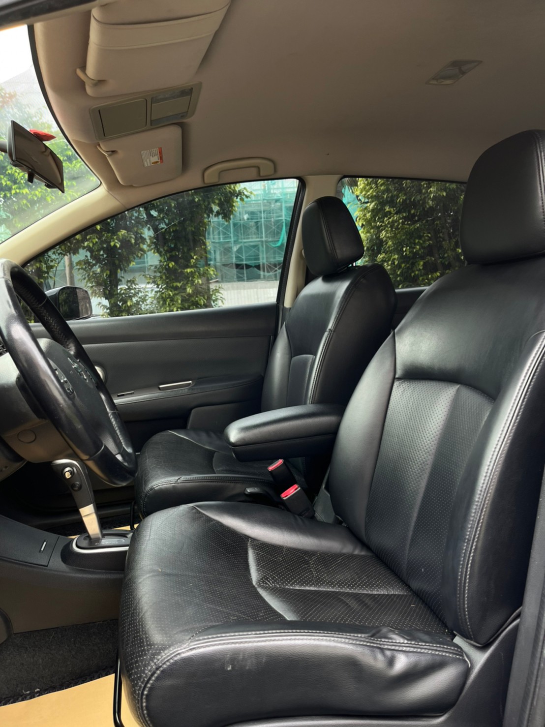 2010年NISSAN TIIDA可車換車〃零元購車〃免頭期款〃可全額貸款〃超貸拿現金  第10張相片