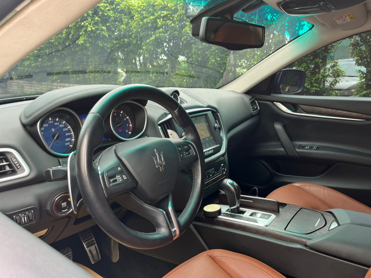 2014年MASERATI GHIBLI可車換車〃零元購車〃免頭期款〃可全額貸款〃超貸拿現金  第10張相片